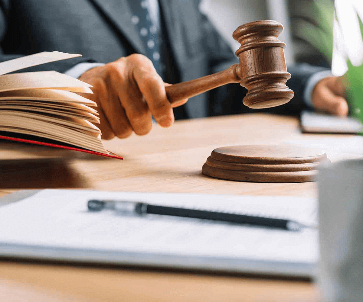 The Benefits Hiring a Criminal Defense Lawyer